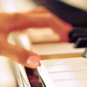 啊轻点灬太粗嗯太深了情侣
